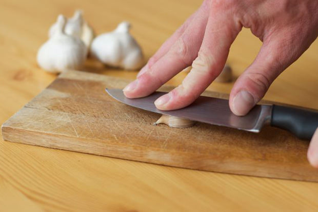 Peel garlic the fuss-free way