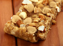 Make Your Own Peanut Butter Pretzel Bars