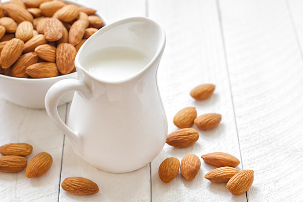 Sweet Almond & Vanilla Milk Recipe