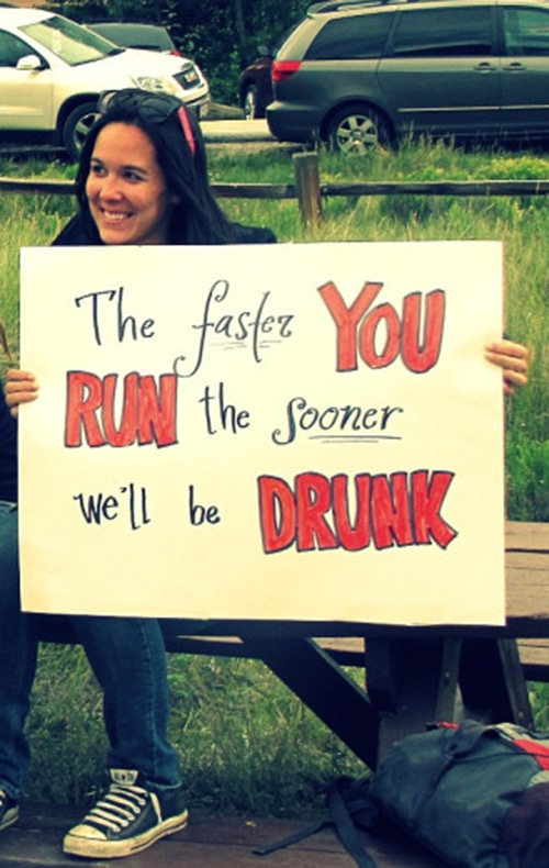 Funniest Running Signs #i: RUNNING. It's not just from the cops anymore.