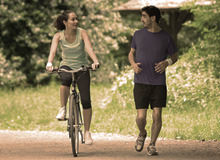 What Is A Better Form Of Cardio: Bicycling Or Running?